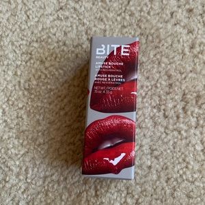 Bite cosmetics Spritzer lipstick